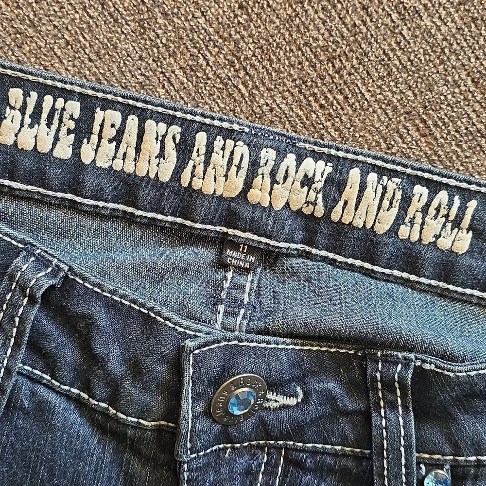 Women's Size 11 Blue Boot Cut Jeans With Rhinestone - Picture 2 of 5